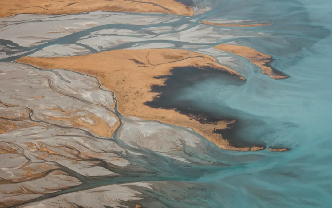 Cargo Kult im Unternehmen – warum oberflächliche Maßnahmen keine echte Veränderung bringen